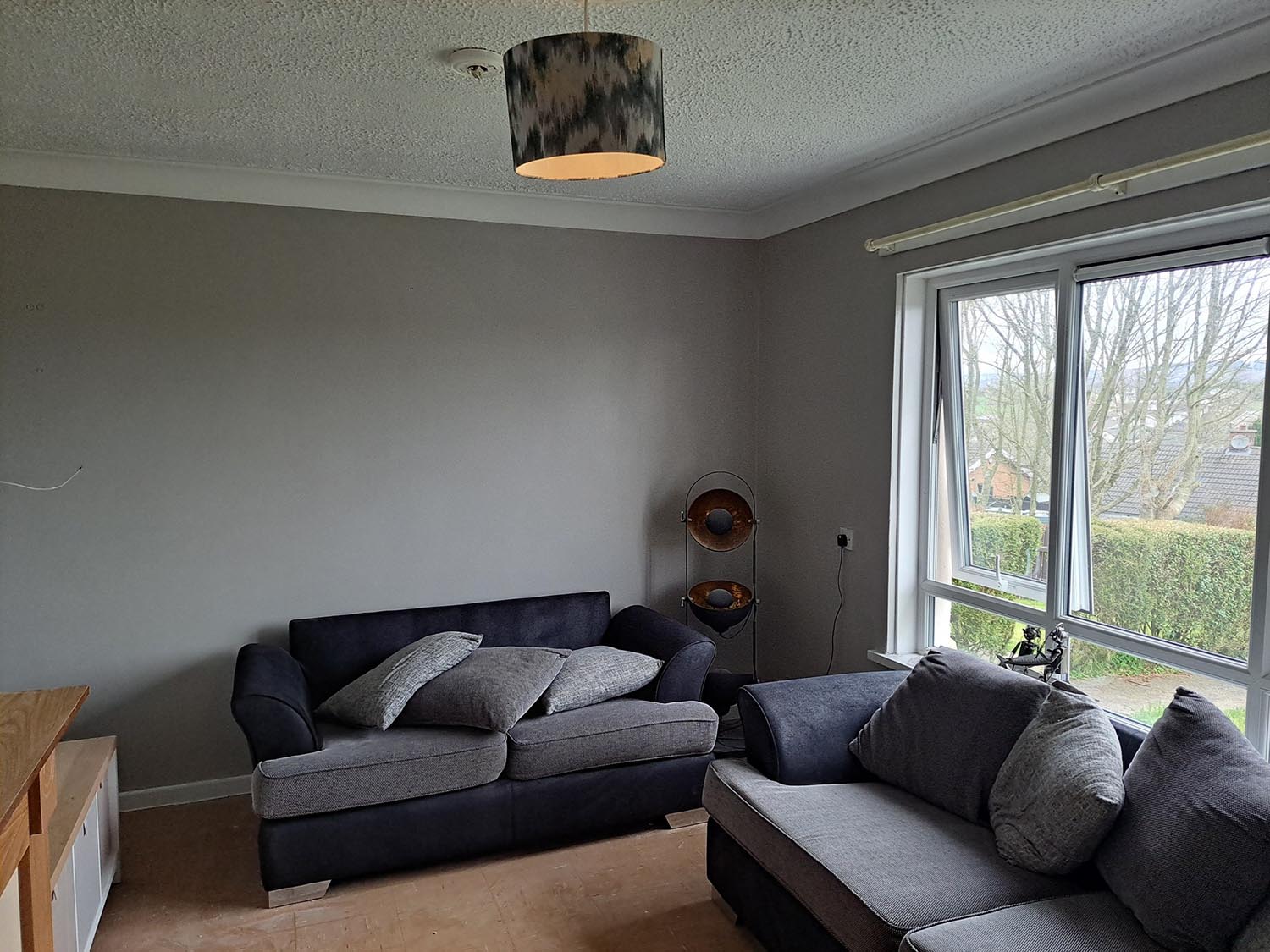 Grey painted livingroom